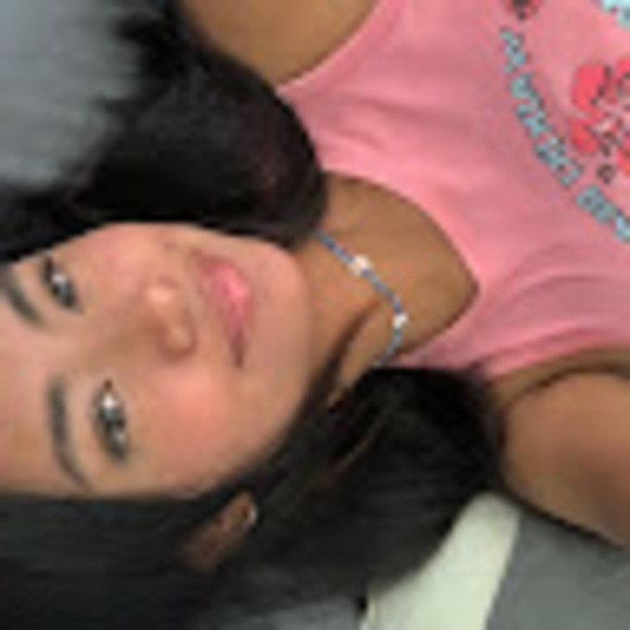 Meet your Posher, Jeanelle - Picture 1 of 1